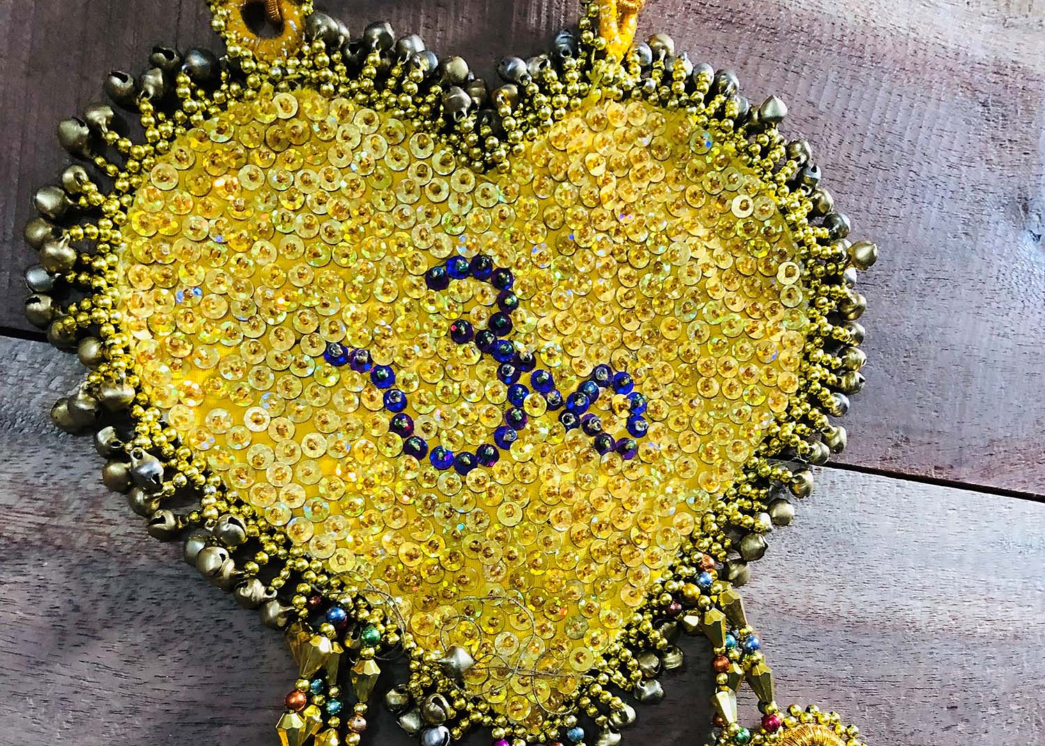 (12)